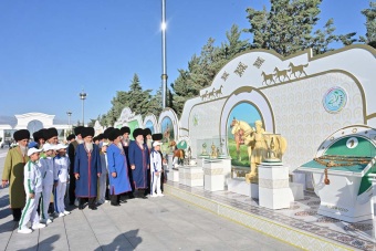 В Ашхабаде отметили праздник туркменского скакуна