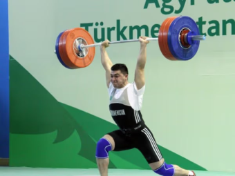 Девять туркменских штангистов выступят на юниорском чемпионате мира в Египте