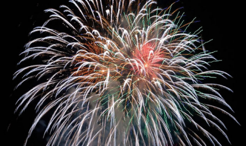 В Ашхабаде прошел праздничный салют в честь 30-летия нейтралитета Туркменистана