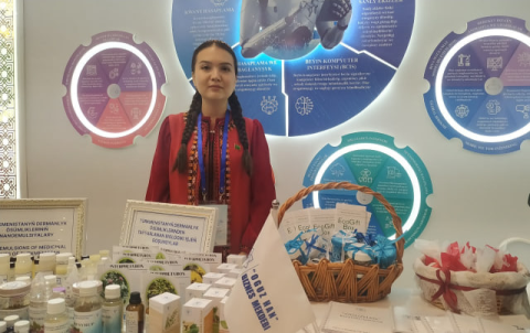 Студенты Туркменистана продвигают биотехнологические инновации в стране