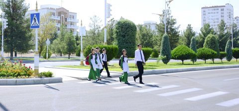В Туркменистане проходит акция, направленная на безопасность дорожного движения 