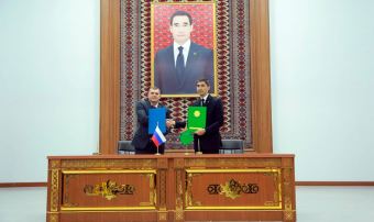 Туркменский и Астраханский университеты подписали соглашение о сотрудничестве