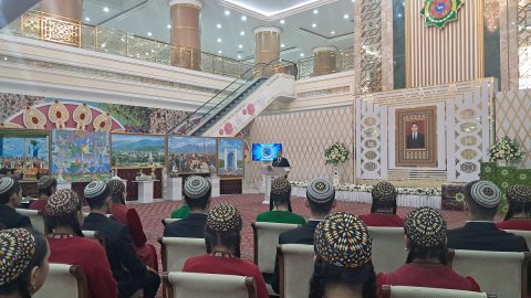 Награждены победители творческого конкурса среди молодёжи Туркменистана 