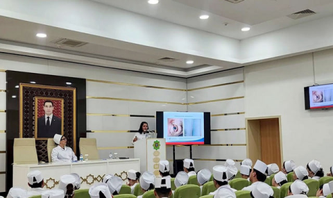 Российские врачи завершили миссию в Туркменистане