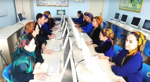 В Балканском велаяте определили победителей конкурса по книге «Hakyda göwheri» 