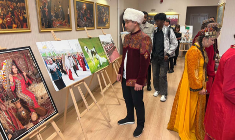 В Турции прошли мероприятия в честь нейтралитета Туркменистана