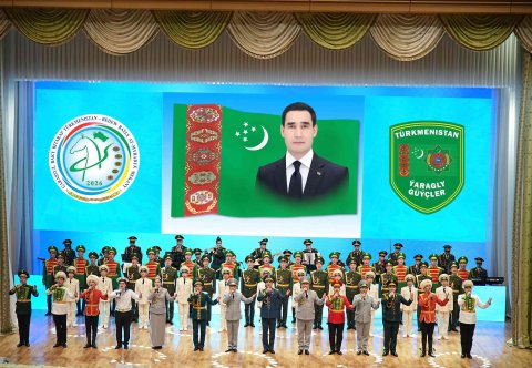 В Туркменистане торжественно отметили День защитников Отечества  