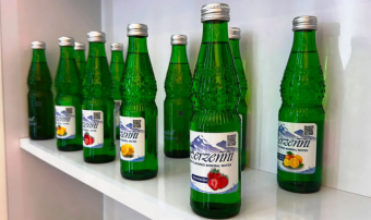 Туркменская вода Berzeňňi выходит с новыми вкусами
