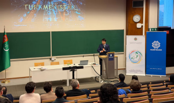 Посол Туркменистана в Бельгии представил страну европейской молодежи