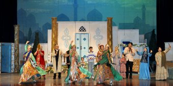 В Ашхабаде узбекская комедия покоряет туркменскую публику
