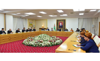 В Меджлисе Туркменистана прошла конференция ко Дню Конституции и флага