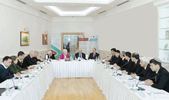 В Ашхабаде состоялся круглый стол на тему «Зелёная энергия — светлое будущее»