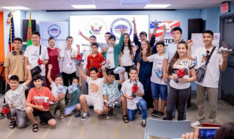 Тридцать школьников прошли программу Makerspace в Ашхабаде