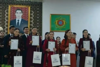 В Политехнической школе Минсвязи Туркменистана прошли торжества в честь Новруза