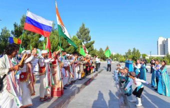 Аваза укрепляет статус культурного моста между народами