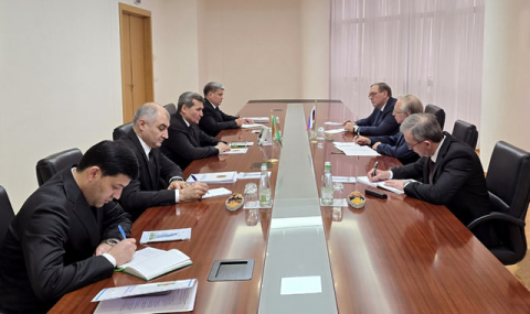 МИД Туркменистана принял делегацию МИД России