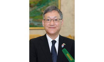 Глава Туркменистана провёл встречу с директором Kawasaki Heavy Industries