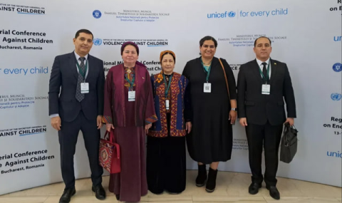 Туркменистан представил опыт защиты прав детей в Бухаресте