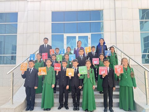 В Ашхабаде прошёл экологический фестиваль для школьников  