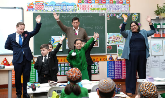 Представители Великобритании и ЮНИСЕФ в Туркменистане побывали в школе № 74