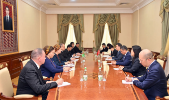 Туркменистан и Китай обсудили развитие сотрудничества в сфере медицины