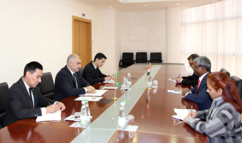 В МИД Туркменистана прошла встреча с индийским послом