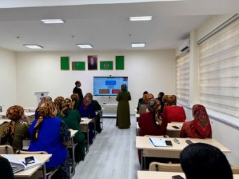 В Ашхабаде преподаватели английского языка прошли курсы повышения квалификации