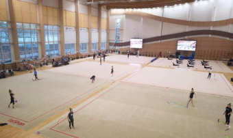 Гимнастки Италии и Боснии тренируются вместе с командой России