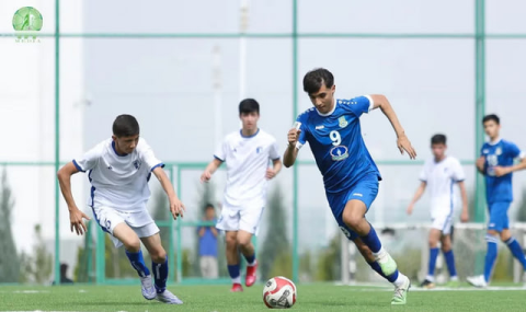 В Туркменистане стартовал чемпионат среди команд U-15 и U-17