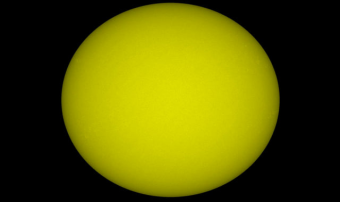 Впервые за четыре года на Солнце не видны темные пятна