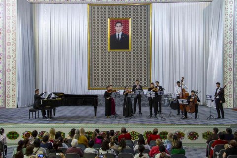 В Ашхабаде прошел концерт под названием «В ритме танго»