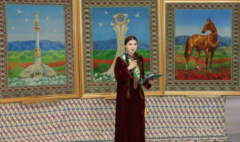 В Академии художеств Туркменистана прошла защита дипломных работ