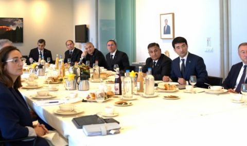 Туркменская делегация провела переговоры с губернатором провинции Лимбург