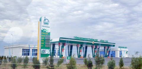 На участке Мары–Туркменабат открыты современные автозаправочные станции