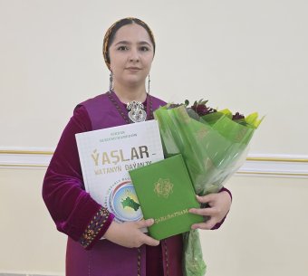 Процветание Туркменистана приносит радость и счастье молодежи