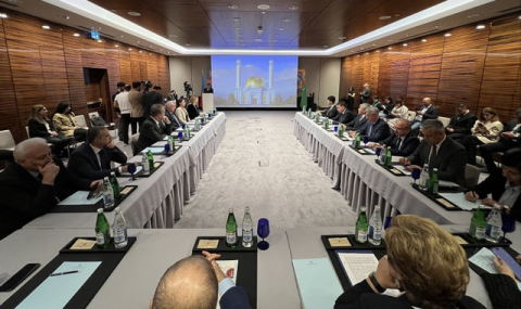 Посольство Туркменистана организовало брифинг в Баку