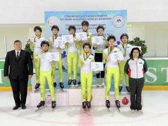 В Ашхабаде прошло открытое первенство спортивной школы по шорт-треку  