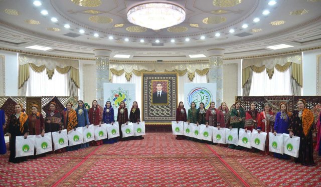 na-torgah-gtsbt-obshaya-summa-sdelok-sostavila-svyshe-7-millionov-763-tysyac-dollarov-ssha