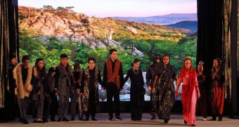 Историю о человечности представил театр «Та-Тал» в спектакля «Маугли»