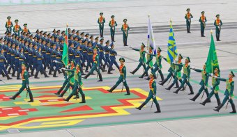 В Туркменистане пройдет торжественный военный парад