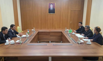 Министры образования Туркменистана и Узбекистана провели переговоры