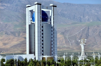 Туркменистан обеспечивает бесперебойный пропуск через границу с Ираном