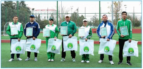 В нефтегазовом городке Туркменистана прошли соревнования по девяти видам спорта