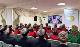 Туркменские архитекторы и студенты изучают искусственный интеллект