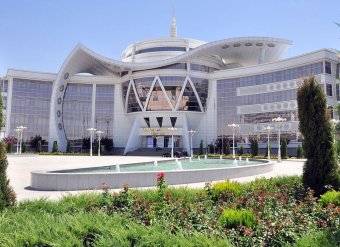 В Туркменистане обсудили меры по развитию научной сферы