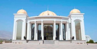 В Ашхабаде отметили 130-летие первой библиотеки в Туркменистане 