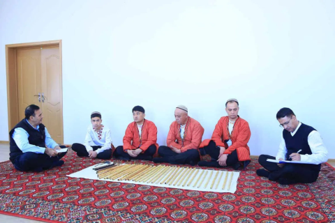 Представители науки и культуры исследуют народные традиции Туркменистана