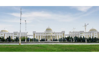 В Ашхабаде наградили специалистов медицинской отрасли