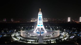 В Ашхабаде появился новый архитектурный символ – Монумент «30 лет Нейтралитета» 