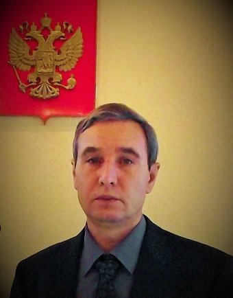 Российский поэт Виталий Кузнецов посвятил стихотворение ахалтекинским скакунам